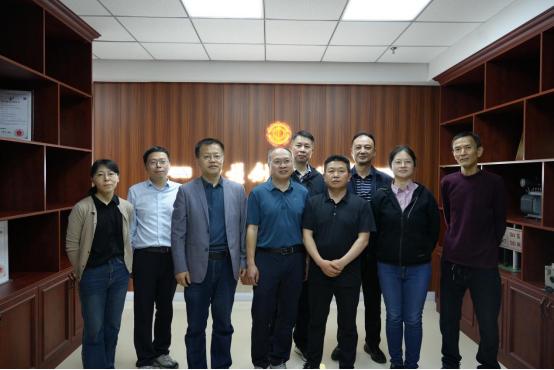 在國網寧國供電公司安徽省李士明勞模工作室學習交流.jpg